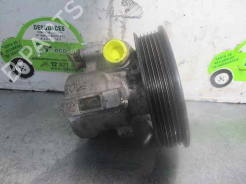 Used Steering pump CHEVROLET AVEO / KALOS Hatchback (T200) 1.4 16V (94 hp) 3238639