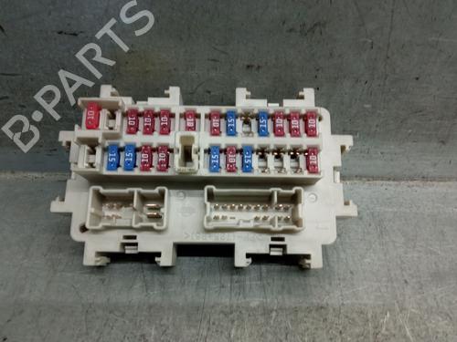 Used Fuse box NISSAN MURANO I (Z50) 3.5 4x4 (245 hp) 27984154