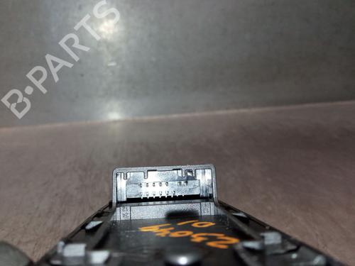 Left front window switch RENAULT CAPTUR II (HF_) TCe 90 (HFM6) | BP29973490I27 