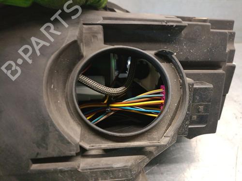 Right headlight AUDI A4 B7 (8EC) 2.5 TDI | BP27191604C29 
