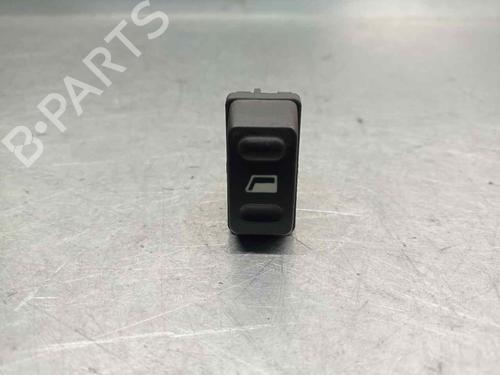 Used Right front window switch Right front window switch CITROËN XSARA (N1) 1.9 D (70 hp) 8819298 8819298
