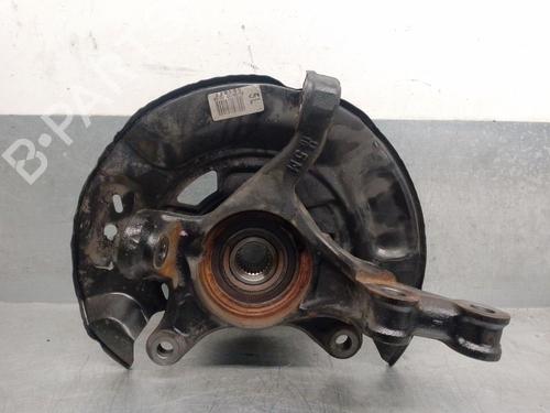 Used Left front steering knuckle TOYOTA YARIS VERSO (_P2_) 1.4 D-4D (NLP20_, NLP22_) (75 hp) 32628888
