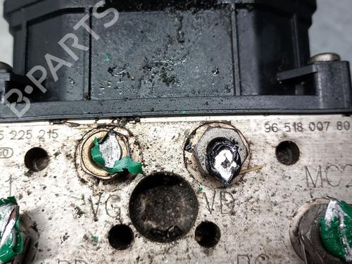 ABS pump PEUGEOT 307 CC (3B) 1.6 16V | BP32743232M43 - Image 7