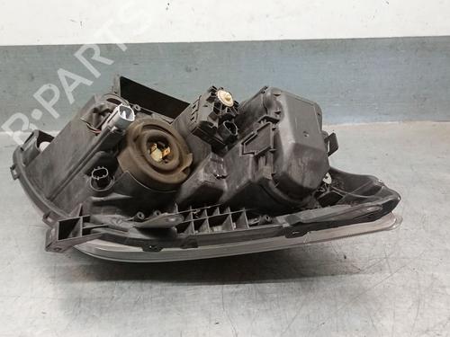 Left headlight TOYOTA AVENSIS Saloon (_T25_) 2.0 D-4D (CDT250_, CDT250R) | BP24663376C28