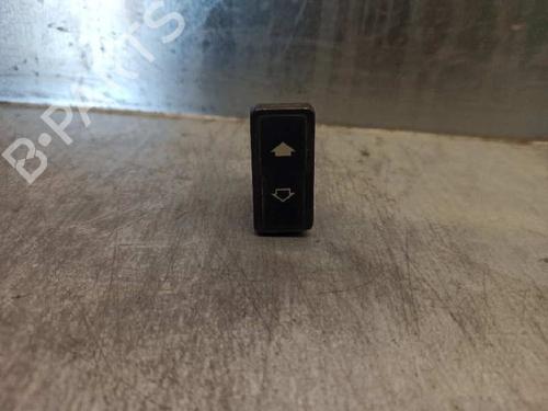 Used Left front window switch CITROËN SAXO (S0, S1) 1.5 D (57 hp) 7440456
