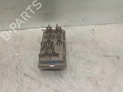 Used Fuse box PEUGEOT 106 II (1A_, 1C_) 1.1 i (60 hp) 7531421