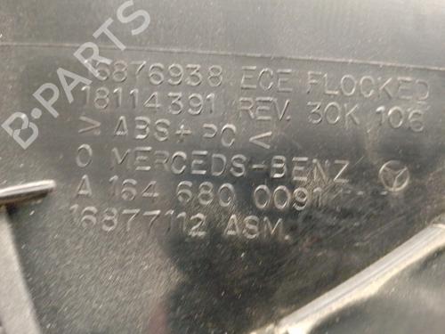 Glove box MERCEDES-BENZ M-CLASS (W164) ML 320 CDI 4-matic (164.122) | BP12258109C95 