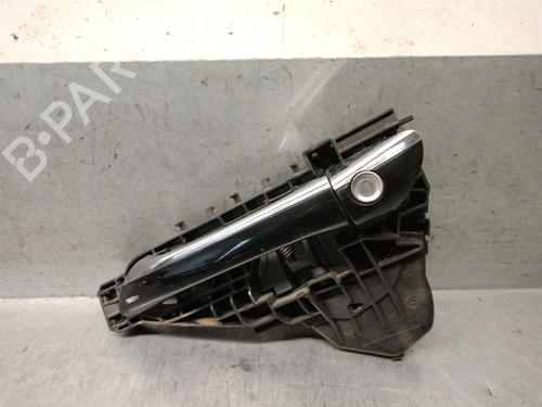 Używane Klamka zewnętrzna drzwi przednich lewych MERCEDES-BENZ B-CLASS Sports Tourer (W245) B 200 CDI (245.208) (140 hp) 30965769