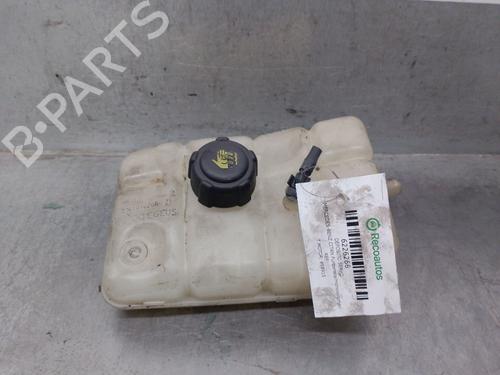 Used Power steering reservoir Power steering reservoir MERCEDES-BENZ CITAN Box Body/MPV (W420) 1.5 110 CDI (420.623, 420.625) (95 hp) 39435994 39435994