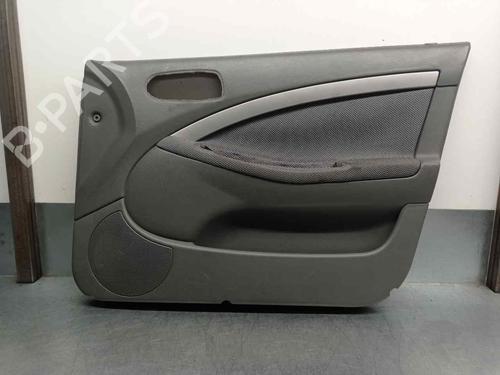 Garniture avant droite CHEVROLET LACETTI (J200) 1.6 (109 hp) 10699437