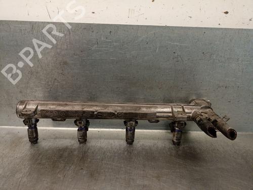 Used Injection rail SEAT TOLEDO II (1M2) 1.6 16V (105 hp) 28951100