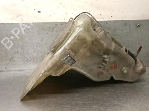 Used Windscreen washer tank MERCEDES-BENZ C-CLASS (W202) C 180 (202.018) (122 hp) 31573821