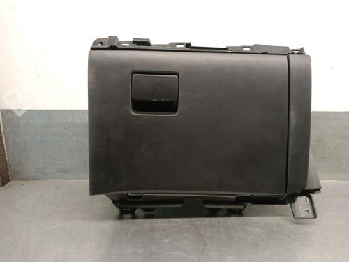 Handskerum MAZDA CX-5 (KF) 2.0 (165 hp) 27660493