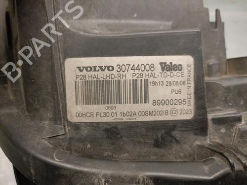 Right headlight VOLVO XC90 I (275) D5 AWD | BP31148299C29 