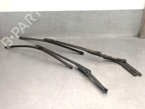 Used Front windshield wiper arm MERCEDES-BENZ CLK (C209) CLK 200 Kompressor (209.342) (163 hp) 28163801