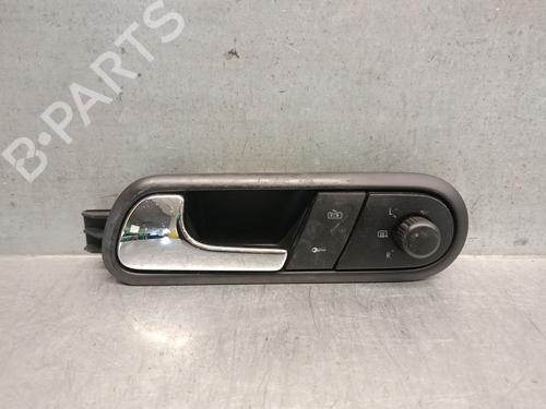 Used Front left interior door handle SEAT CORDOBA (6L2) 1.4 16V (100 hp) 31131579