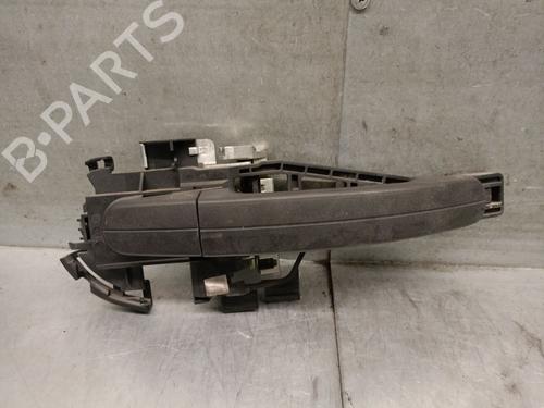 Used Front right exterior door handle Front right exterior door handle 37264352 37264352
