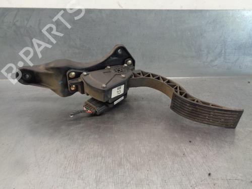 Used Pedal HYUNDAI SANTA FÉ II (CM) 2.2 CRDi GLS (150 hp) 10637636