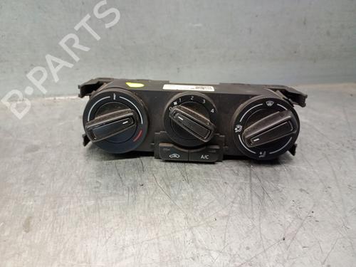 Used Climate control SEAT TOLEDO IV (KG3) 1.6 TDI (115 hp) 25911381