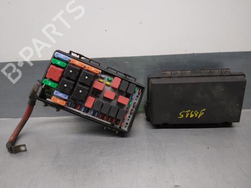 Used Fuse box Fuse box 37266115 37266115