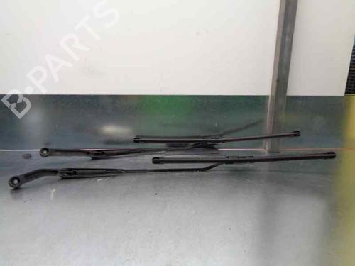 Front windshield wiper arm KIA SHUMA II (FB) 1.6 | BP5964779C143 