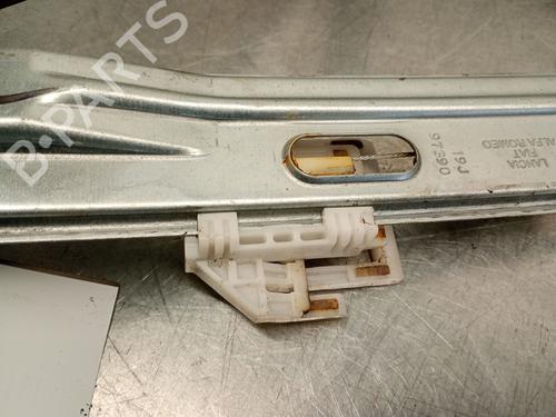 Rear right window mechanism FIAT 500L (351_, 352_) 1.3 D Multijet (199.LYM11, 199.LYM1A) | BP29333381C25 