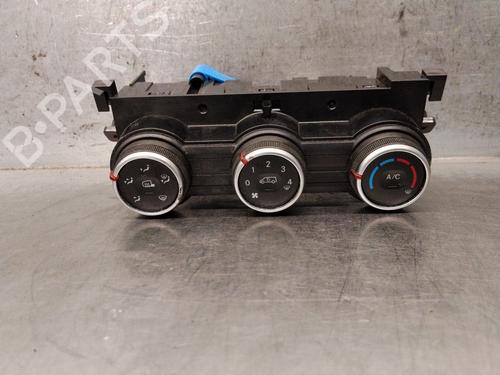 Used Climate control Climate control 38016710 38016710