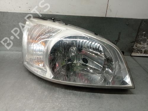 Used Right headlight HYUNDAI GETZ (TB) 1.1 (63 hp) 30408371