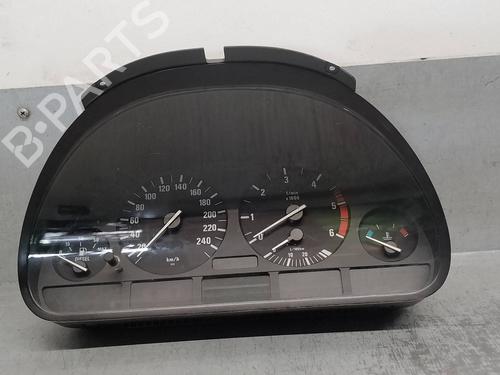 Used Instrument cluster BMW 5 (E39) 525 d (163 hp) 17335215