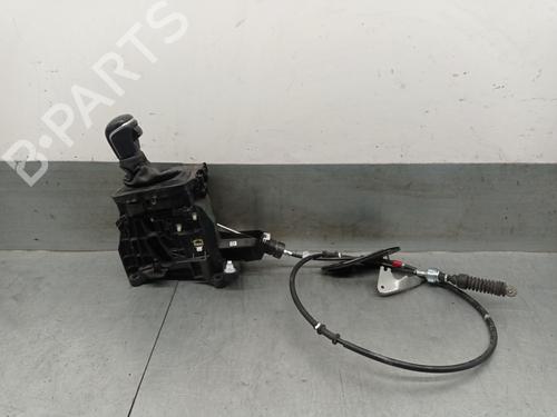 Used Gear lever TOYOTA YARIS CROSS (MXP_) 1.5 Hybrid All-wheel Drive (MXPJ15) (116 hp) 27546727
