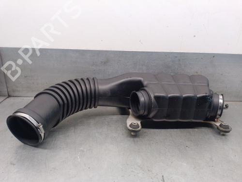 Used Air filter box MERCEDES-BENZ M-CLASS (W163) ML 400 CDI (163.128) (250 hp) 22192946