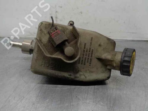 Used Brake master cylinder FORD TRANSIT Bus (FD_ _, FB_ _, FS_ _, FZ_ _, FC_ _) 2.4 DI RWD (F_B_, F_C_, F_A_) (120 hp) 26712288