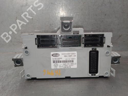 Used Fuse box Fuse box FIAT BRAVO II (198_) 1.6 D Multijet (198AXH1B) (105 hp) 40506556 40506556