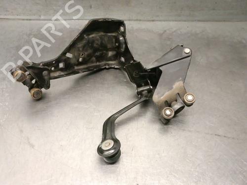 Used Hinge/Door check strap Hinge/Door check strap 37025380 37025380