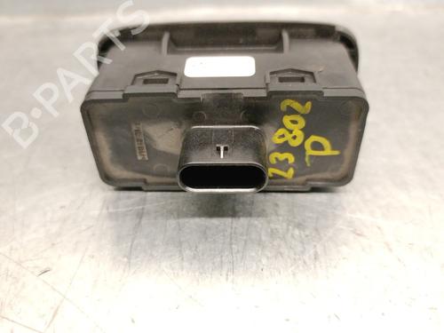 Switch VOLVO XC40 (536) D4 AWD | BP29915745I30