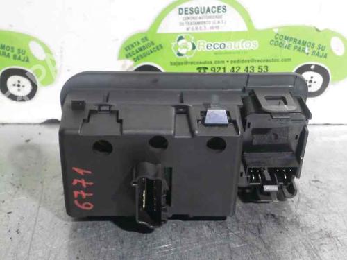 Headlight switch CHRYSLER VOYAGER IV (RG, RS) 2.5 CRD | BP20248057I24 