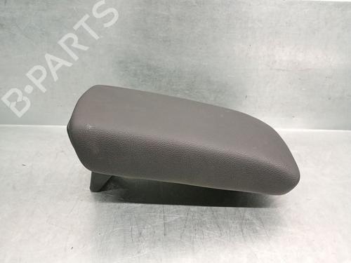 Used Armrest / Center console RENAULT CAPTUR II (HF_) TCe 90 (HFM6) (91 hp) 29641143