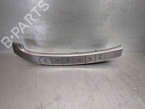 Used Warning switch FIAT TIPO Saloon (356_, 357_) 1.4 LPG (356SXF1B) (120 hp) 12191801