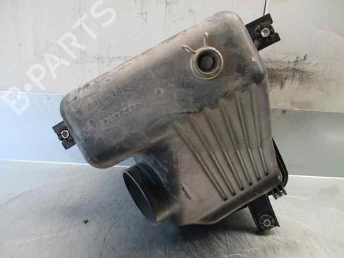 Air filter box SUZUKI GRAND VITARA II (JT, TE, TD) 1.9 DDiS All-wheel Drive (JT419, TD44, JB419WD, JB419XD,... | BP20246773M87 