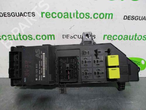Used Fuse box OPEL SIGNUM Hatchback (Z03) 2.2 DTI (F48) (125 hp) 2513816
