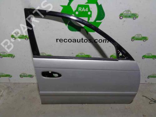 Right front door TOYOTA AVENSIS (_T22_) 2.0 D-4D (CDT220_, CDT220R) 6700105030 | GRIS | 5 | PUERTAS