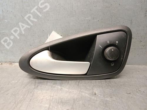 Used Front left interior door handle SEAT IBIZA IV SC (6J1, 6P5) 1.4 (85 hp) 32424909