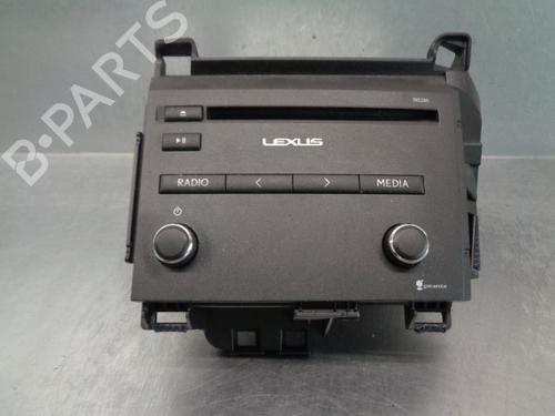 Used Radio Radio 13821273 13821273