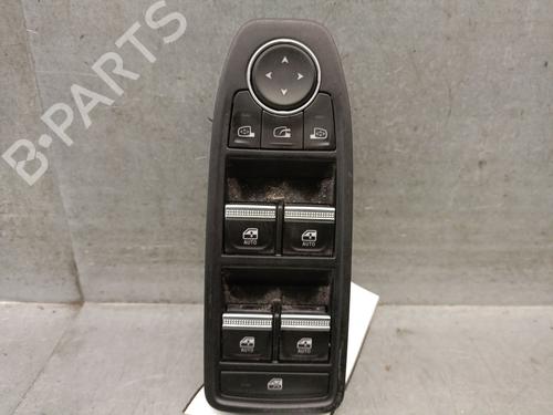 left-front-window-switch-renault-arkana-i-lcm_-ldn_-2019-33466023 main image