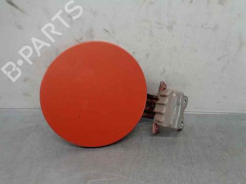 Używane Klapa wlewu paliwa TOYOTA YARIS (_P9_) 1.4 D-4D (NLP90_, NLP90R) (90 hp) 6936954