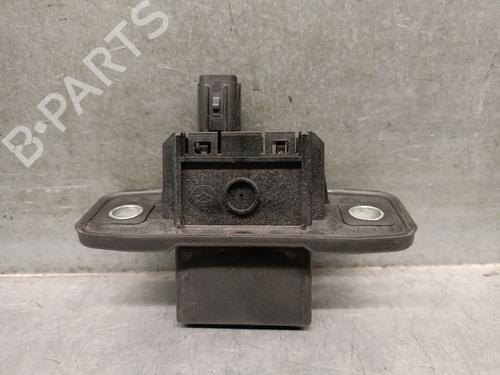 Tailgate handle MAZDA CX-5 (KF) 2.0 SKYACTIV-G AWD | BP33675350C132 - Image 2