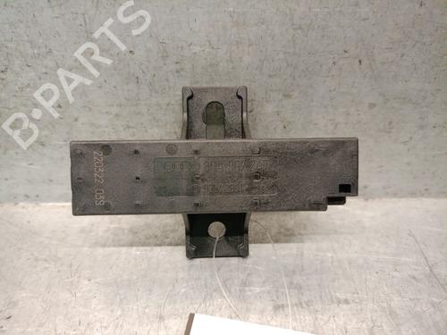 antennabase-audi-q5-fyb-fyg-2016-33463118 main image