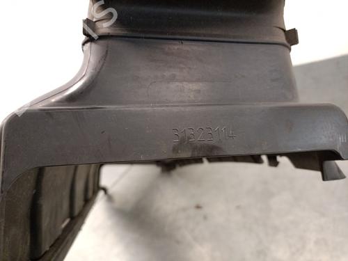 Other VOLVO V40 Hatchback (525) D2 | BP26024841O1 