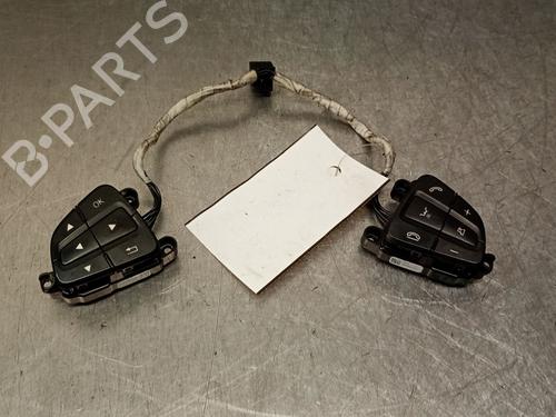 Used Steering wheel controls Steering wheel controls MERCEDES-BENZ GLE (W166) 250 d 4-matic (166.004) (204 hp) 32685784 32685784