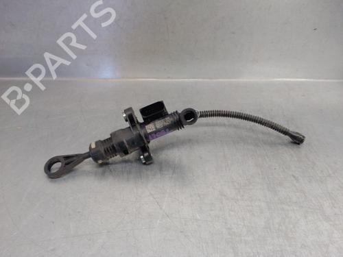 Used Clutch slave cylinder SEAT IBIZA V (KJ1, KJG) 1.0 TSI (110 hp) 14331491